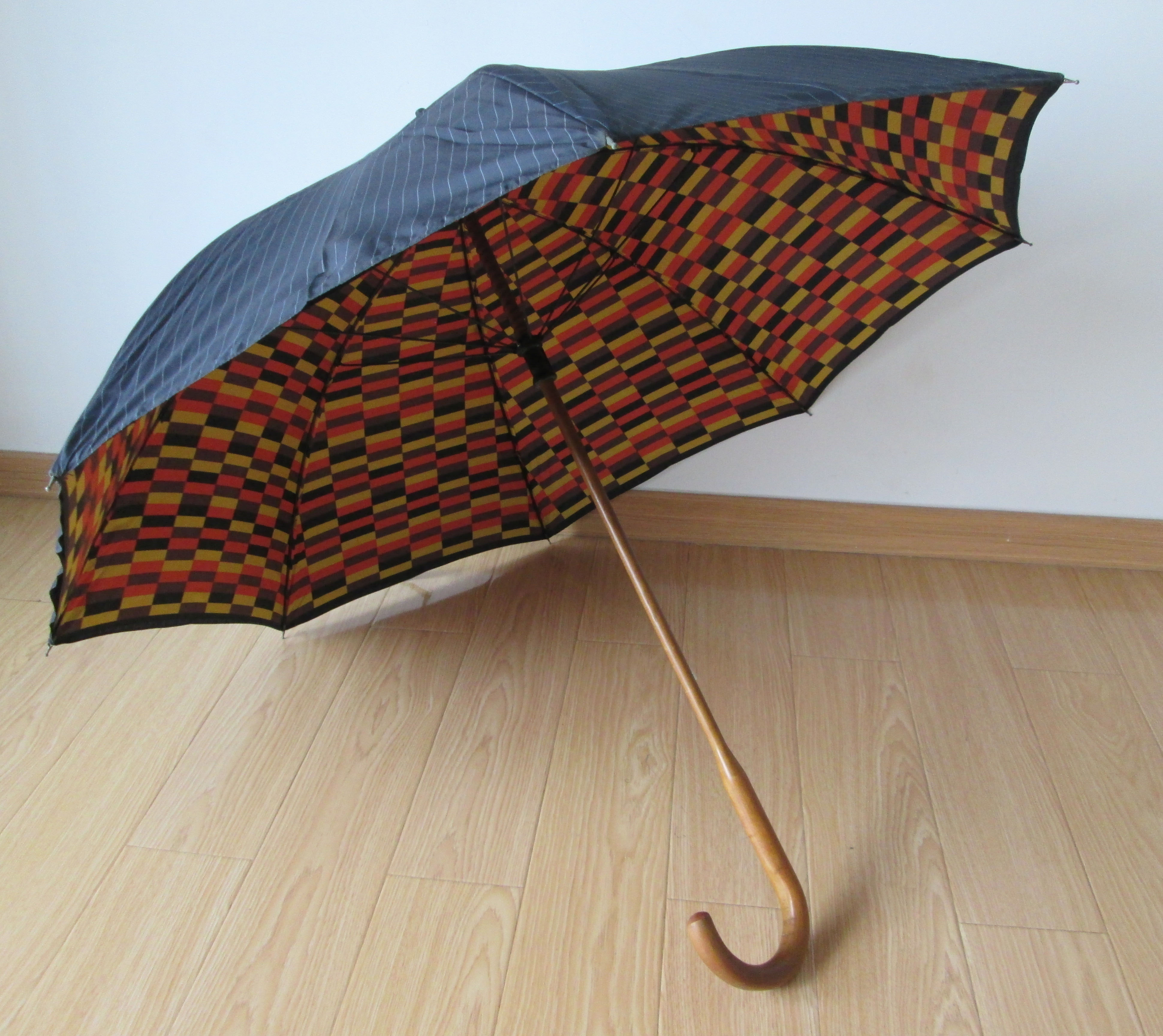 Solid wood shaft umbrella-RBMWU004